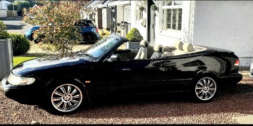 Saab 900 s - 2.0, black